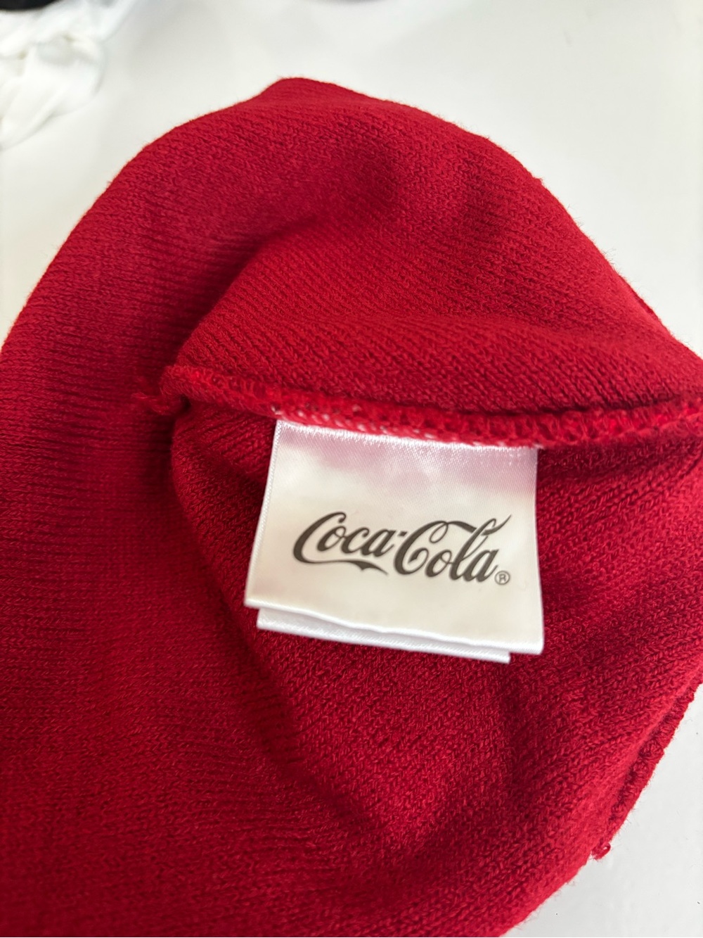 Coke Red Checked Beanie NWT - Picture 4 of 6